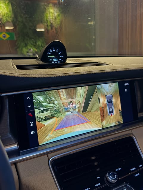 PORSCHE PANAMERA PLATINIUM EDITION 4 E-HYBRID - Imagem 15