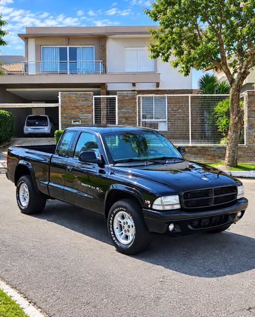 DODGE DAKOTA RT - Imagem 2