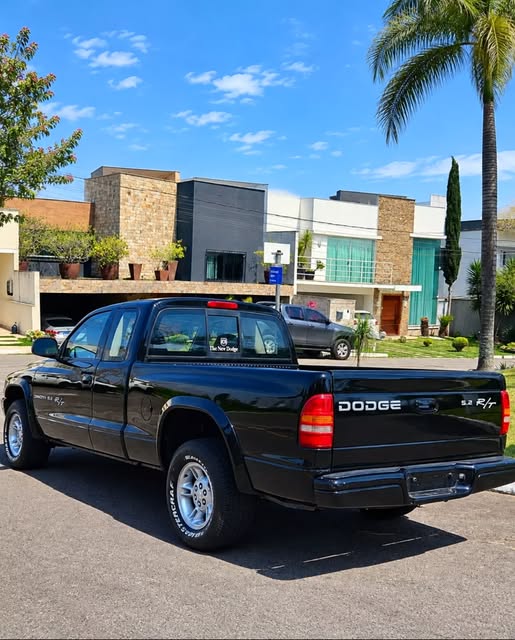 DODGE DAKOTA RT - Imagem 3