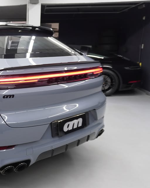 PORSCHE CAYENNE S E-HYBRID COUPÉ - Imagem 8