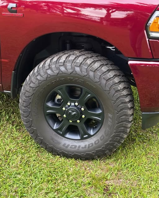 RAM 2500 LARAMIE NIGHT EDITION - Imagem 10
