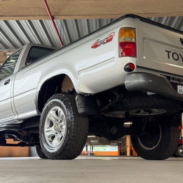 TOYOTA HILUX DX - Imagem 13