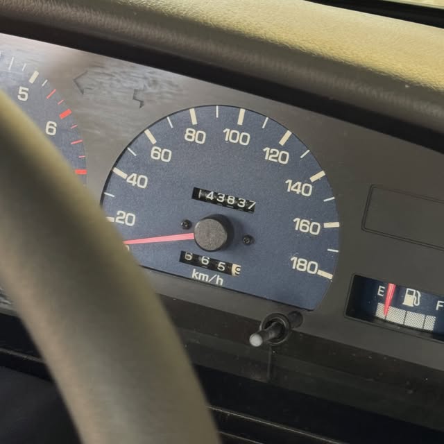 TOYOTA HILUX DX - Imagem 8
