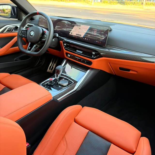 BMW M4 COMPETITION - Imagem 10