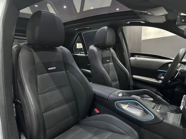 MERCEDES-BENZ GLE 53 AMG - Imagem 7