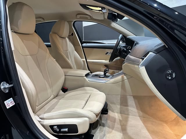 BMW 320I SPORT GP - Imagem 7