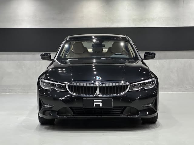 BMW 320I SPORT GP - Imagem 9