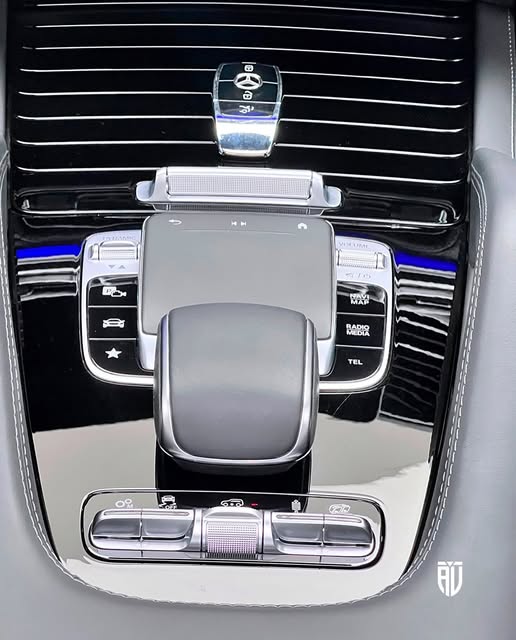 MERCEDES-BENZ GLE AMG GLE 63 S - Imagem 11