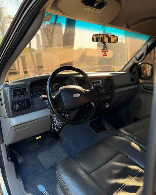 FORD F-250 XLT - Imagem 7