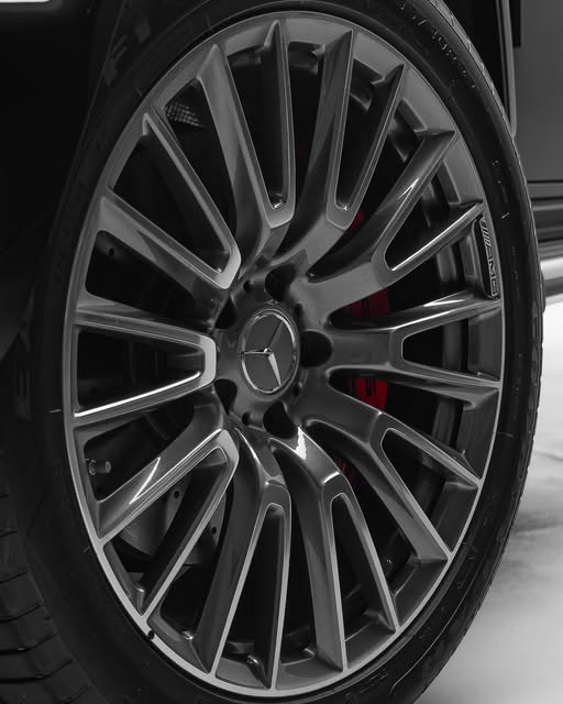 MERCEDES-BENZ G 63 AMG AMG - Imagem 7