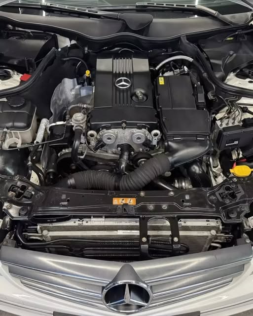MERCEDES-BENZ CLC 200 KOMPRESSOR - Imagem 16