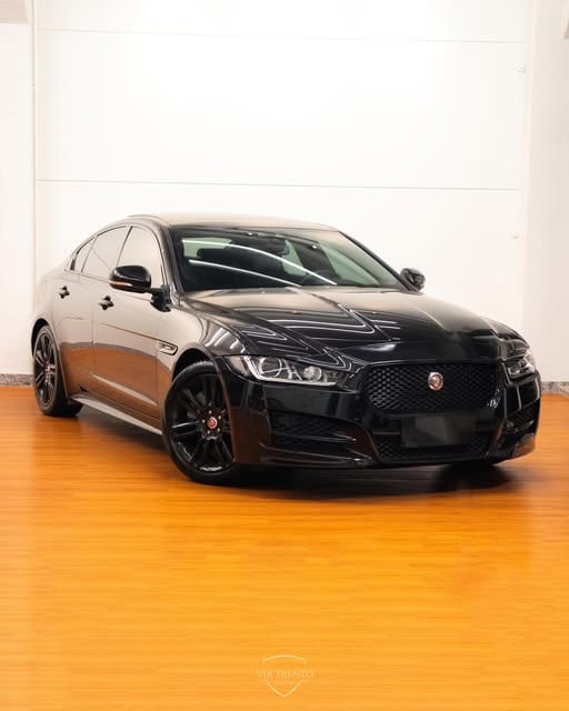 JAGUAR XE R-SPORT