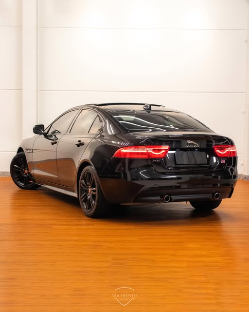 JAGUAR XE R-SPORT - Imagem 3