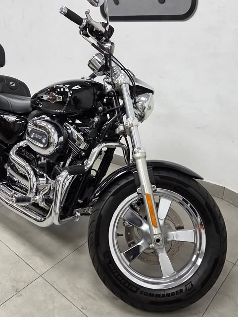 HARLEY-DAVIDSON SPORTSTER XL1200 CUSTOM - Imagem 4