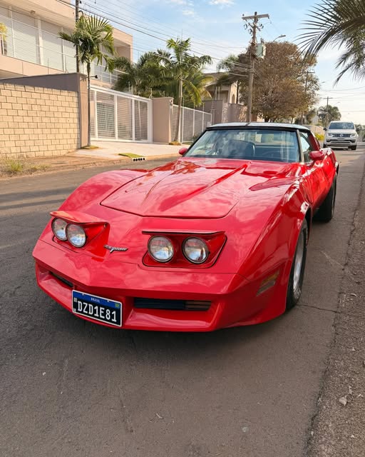 CHEVROLET CORVETTE - Imagem 4