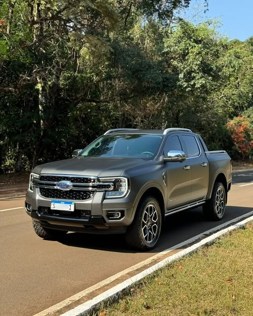 FORD RANGER LIMITED 3.0 V6 TURBO DIESEL 4X4 AUTOMÁTICA - Imagem 3