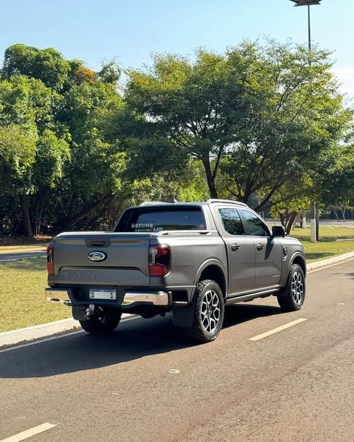 FORD RANGER LIMITED 3.0 V6 TURBO DIESEL 4X4 AUTOMÁTICA - Imagem 6