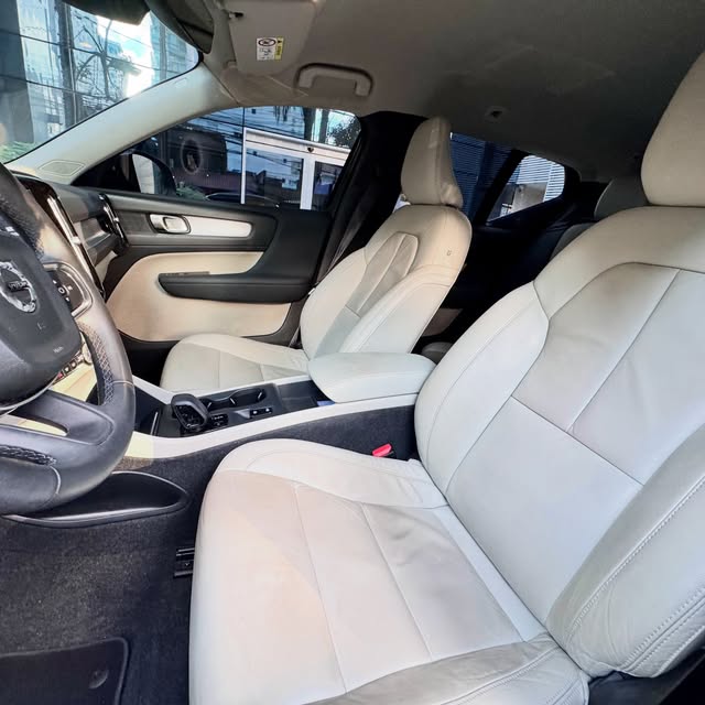 VOLVO XC40 INSCRIPTION EXPRESSION - Imagem 9