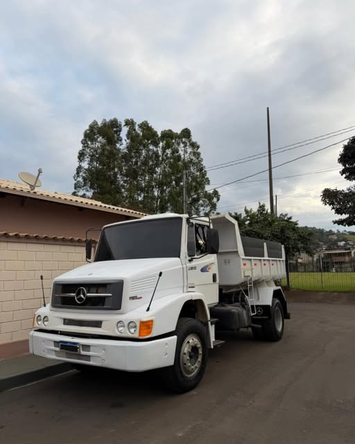MERCEDES-BENZ CAMINHÃO 13 18 - Imagem 2
