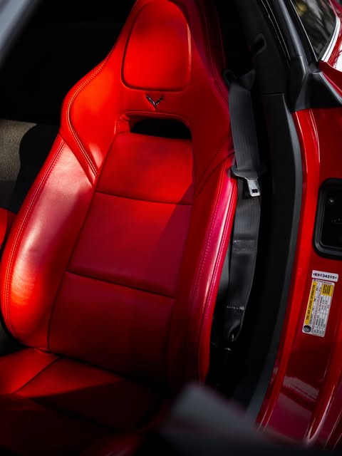 CHEVROLET CORVETTE STINGRAY Z51 - Imagem 12