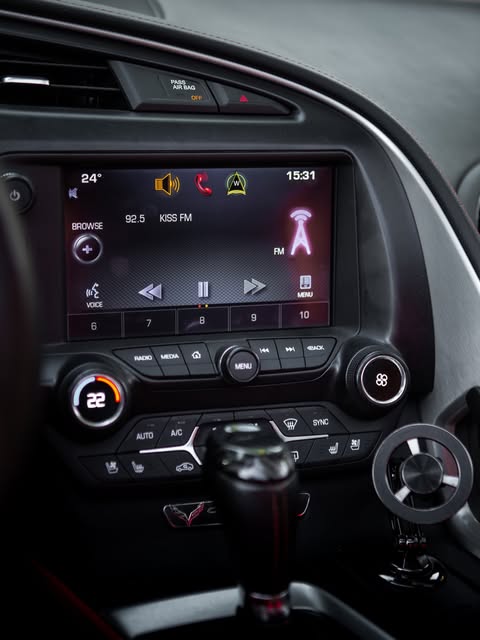 CHEVROLET CORVETTE STINGRAY Z51 - Imagem 14