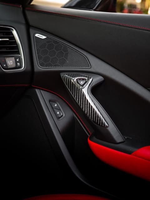 CHEVROLET CORVETTE STINGRAY Z51 - Imagem 16