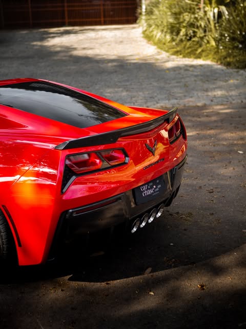 CHEVROLET CORVETTE STINGRAY Z51 - Imagem 7