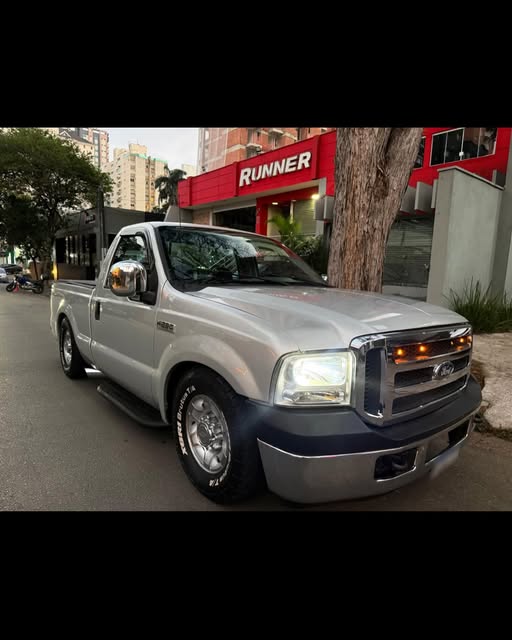 FORD F-250 - Imagem 12