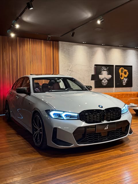 BMW 320I M SPORT - Imagem 1