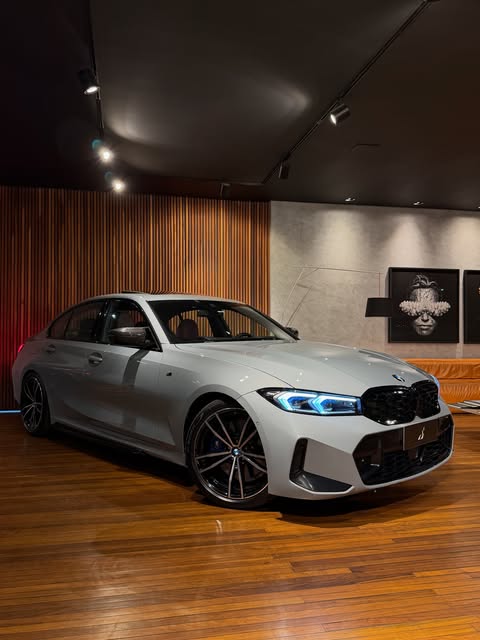 BMW 320I M SPORT - Imagem 13
