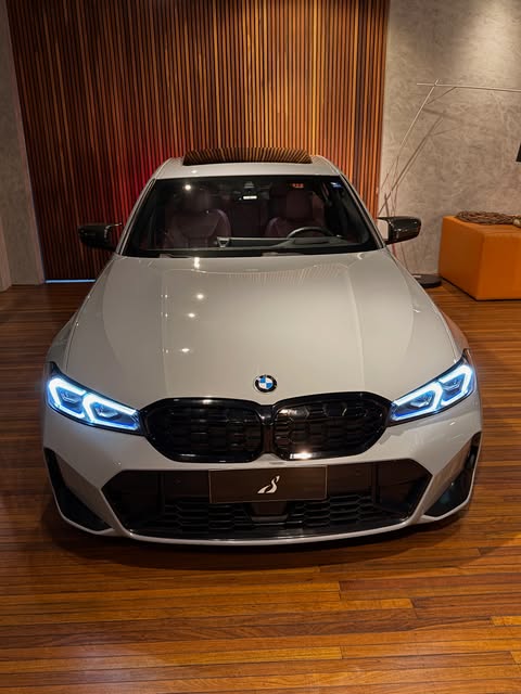 BMW 320I M SPORT - Imagem 5