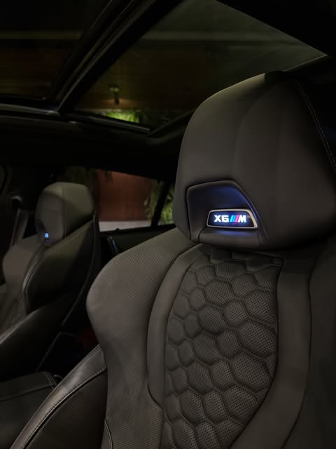 BMW X6 M COMPETITION - Imagem 12