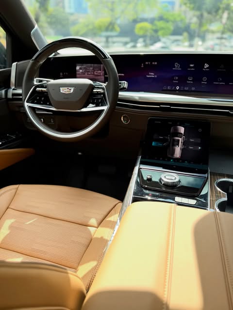 CADILLAC ESCALADE ESV LUXURY - Imagem 3