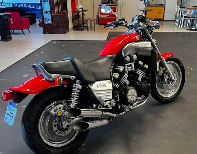 YAMAHA V-MAX - Imagem 6