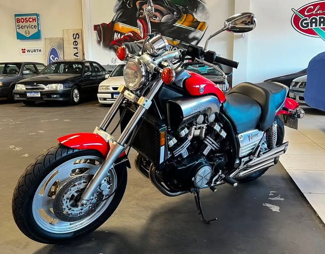 YAMAHA V-MAX - Imagem 9