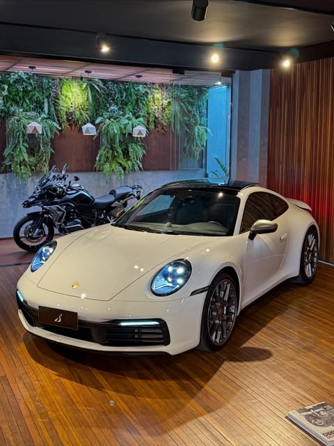 PORSCHE 911 - Imagem 1