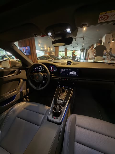 PORSCHE 911 - Imagem 11