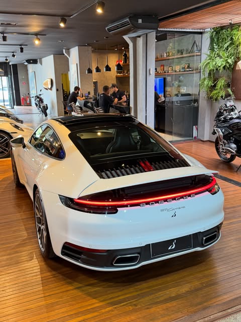 PORSCHE 911 - Imagem 4