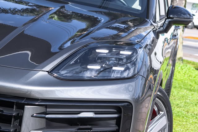 PORSCHE CAYENNE S V8 COUPÉ - Imagem 6