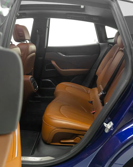 MASERATI LEVANTE S Q4 - Imagem 5