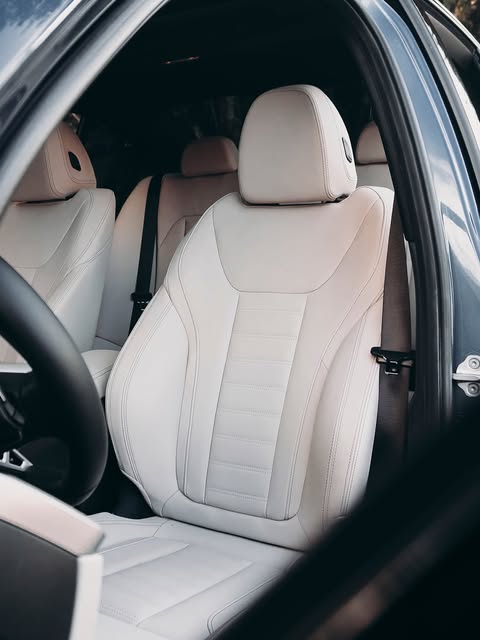 BMW 320I M SPORT - Imagem 9