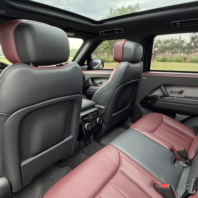 LAND ROVER RANGE ROVER D350 HSE AWD - Imagem 12