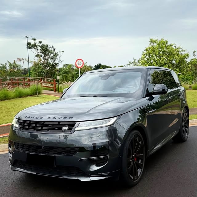 LAND ROVER RANGE ROVER D350 HSE AWD - Imagem 17