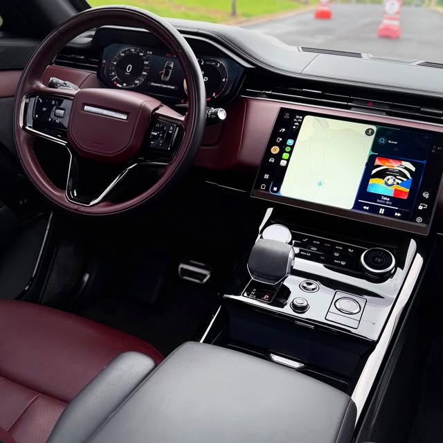 LAND ROVER RANGE ROVER D350 HSE AWD - Imagem 4