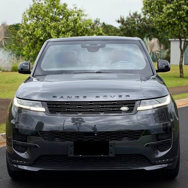 LAND ROVER RANGE ROVER D350 HSE AWD - Imagem 9
