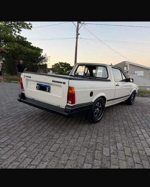 VOLKSWAGEN SAVEIRO - Imagem 12