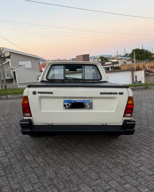 VOLKSWAGEN SAVEIRO - Imagem 14