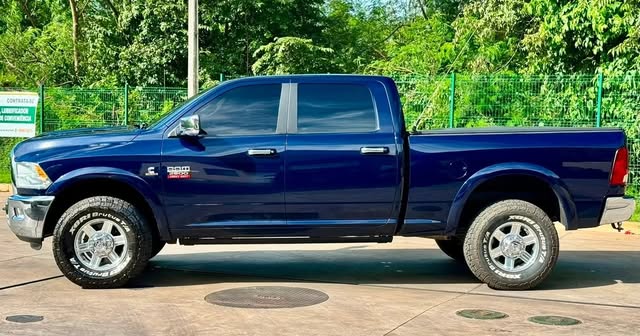 RAM 2500 LARAMIE - Imagem 3