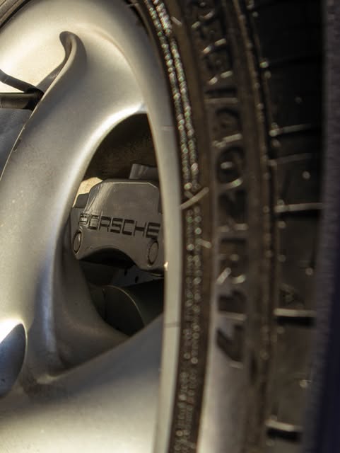 PORSCHE 911 CARRERA 4 996 - Imagem 9