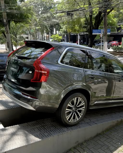 VOLVO XC90 INSCRIPTION EXPRESSION - Imagem 5